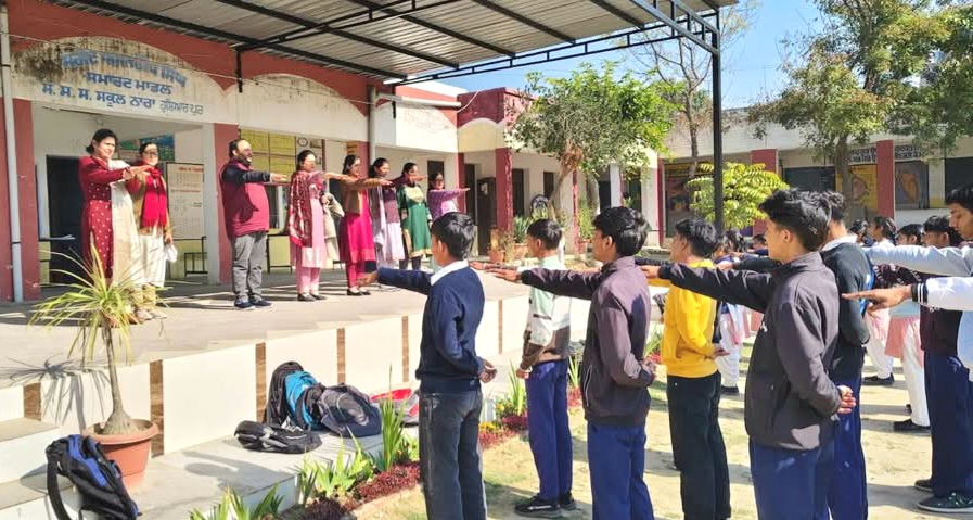 शहीद अमनदीप सिंह सरकारी स्मार्ट मॉडल सीनियर सेकेंडरी स्कूल, गांव नारा में नशे के उपचार पर जागरूकता सेमिनार का आयोजन